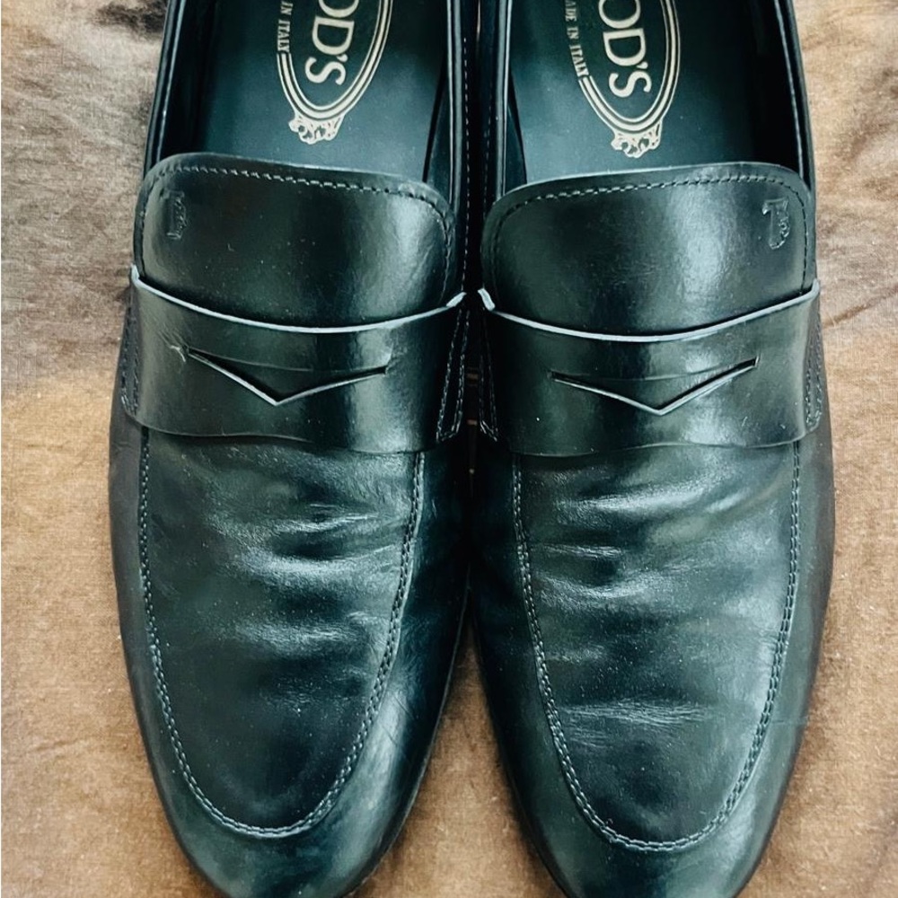 Tod's Classic Black Leather Slip-On Loafers